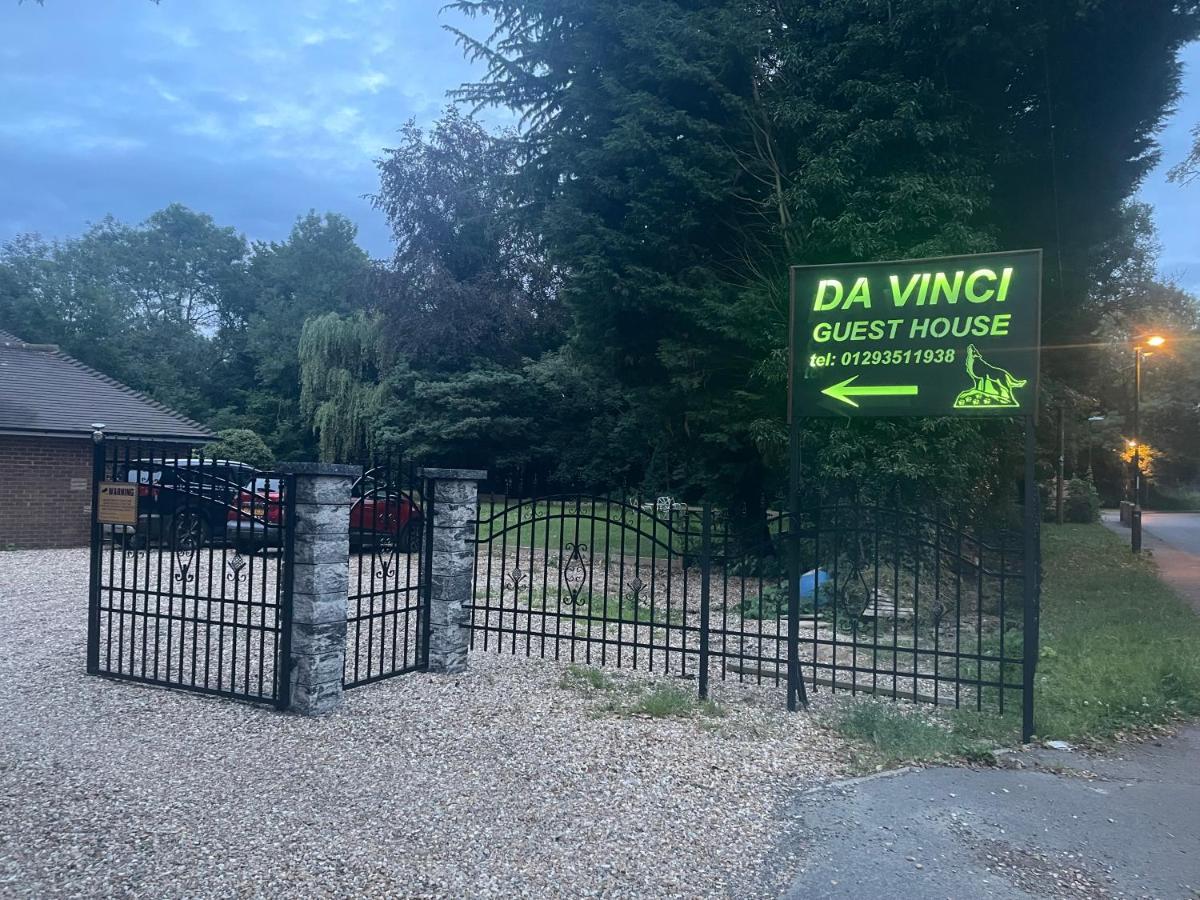 Da Vinci Guest House & Guest Parking, A Real Gem Crawley  Exterior photo