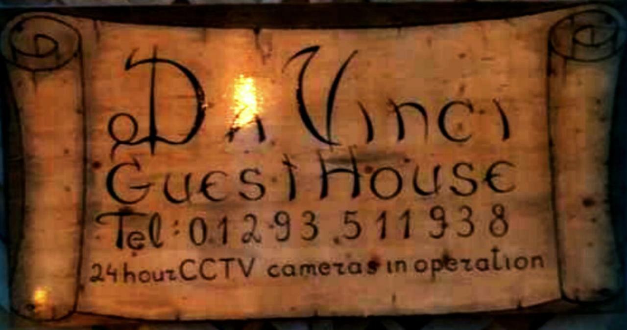 Da Vinci Guest House & Guest Parking, A Real Gem Crawley  Exterior photo